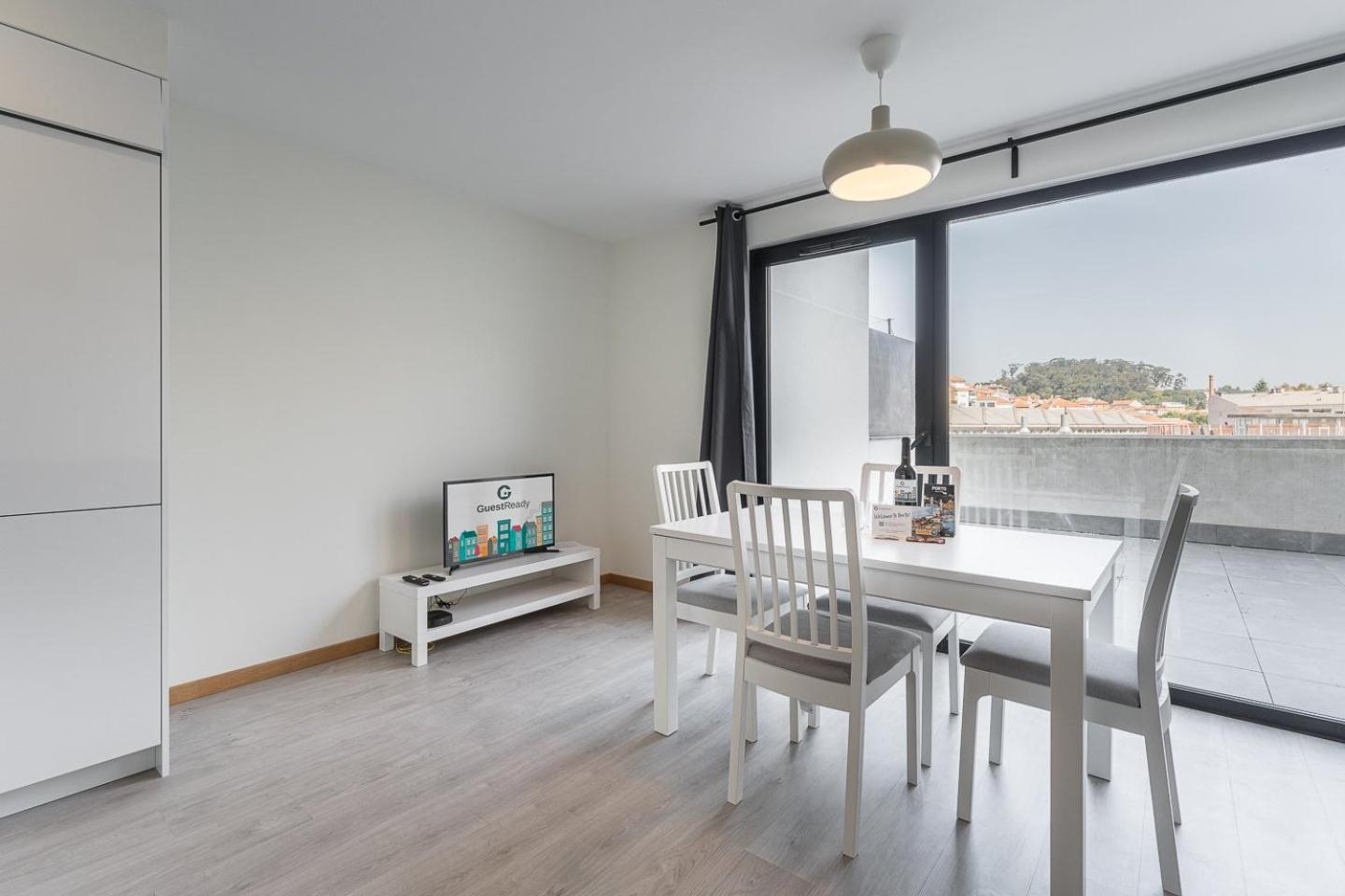 Guestready - Sleek Monochromatic In Bonfim Daire Porto Dış mekan fotoğraf